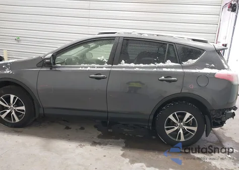 2018 Toyota Rav4 Xle from USA, damaged, VIN JTMRFREV4JJ193814
